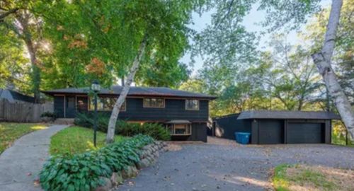 239 Byrondale Ave, Wayzata, MN, 55391-1137 | Card Image