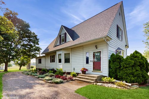 16486 Three Oaks Rd, Three Oaks, MI, 49128-8507 | Card Image