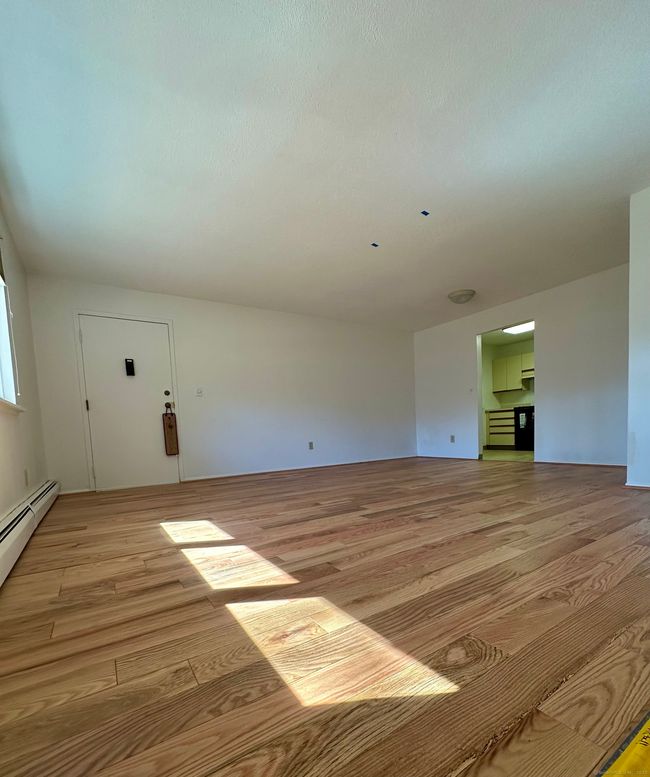 APT-50 - 486 Oak Ave, Condo with 2 bedrooms, 1 bathrooms and 2 parking in Cheshire CT | Image 6