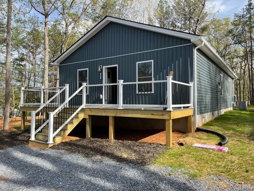 1063 Precinct Pl, Huddleston, VA, 24104-4320 | Card Image