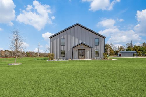 200 Kennedi Dr, Whitesboro, TX, 76273-1122 | Card Image