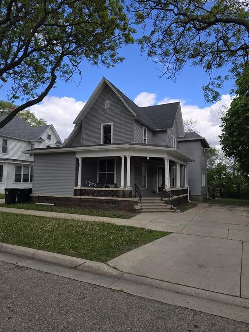 747 Parker Ave, Beloit, WI, 53511-5354 | Card Image