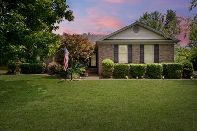 1406 Oak Tree Ct, House other with 3 bedrooms, 2 bathrooms and 2 parking in Hopkinsville KY | Image 1