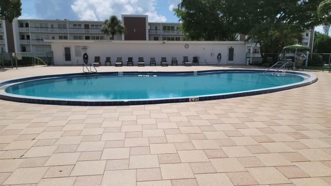 209 Greenbrier A, Condo with 2 bedrooms, 2 bathrooms and null parking in West Palm Beach FL | Image 32