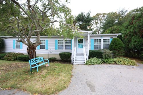 18 B Leisurewoods Drive, Rockland, MA, 02370 | Card Image