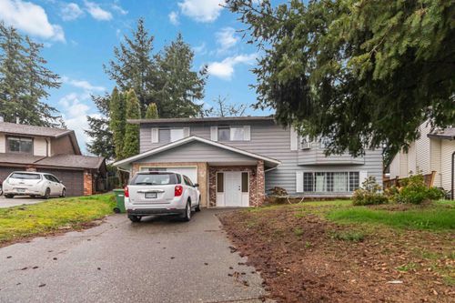3273 Cheam Dr, Abbotsford, BC, V2T4Y8 | Card Image