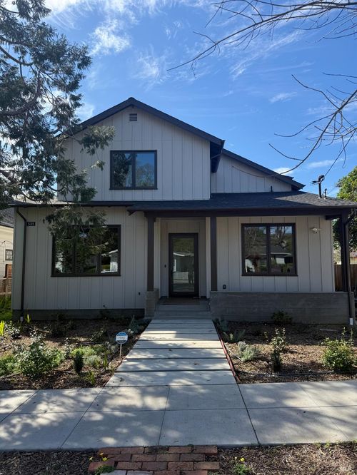 535 Fitch Street, Healdsburg, CA, 95448 | Card Image