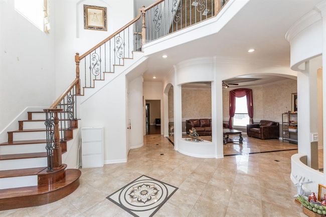 16206 Lobo Ln, House other with 6 bedrooms, 6 bathrooms and 3 parking in Spring TX | Image 5