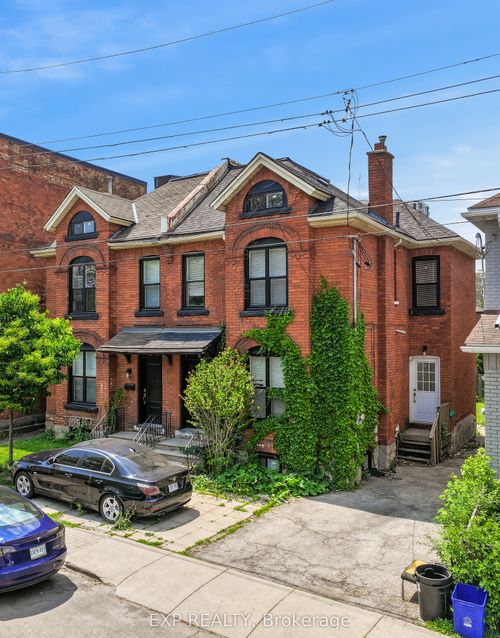 29 Ashley St, Hamilton, ON, L8L5S5 | Card Image