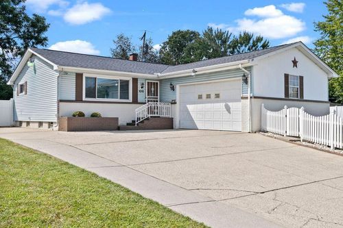 1015 Hodges Dr, Columbus, OH, 43204-2856 | Card Image