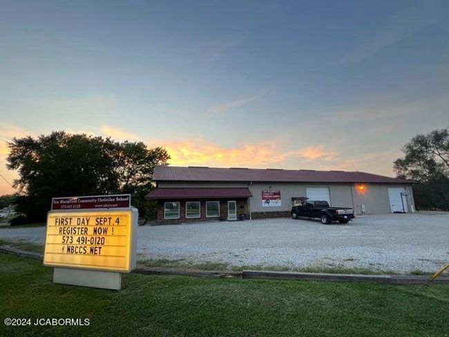 9393 Old Us Highway 54, Home with 0 bedrooms, 2 bathrooms and null parking in NEW BLOOMFIELD MO | Image 5