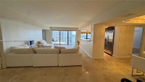 1009-18181 Ne 31st Ct, Aventura, FL, 33160-2655 | Card Image