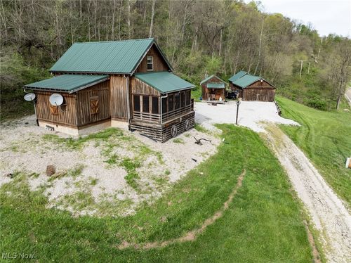 29607 State Route 26, New Matamoras, OH, 45767 | Card Image