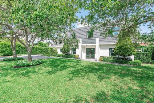 9 Tahoe Ln, Sea Ranch Lakes, FL, 33308-2327 | Card Image