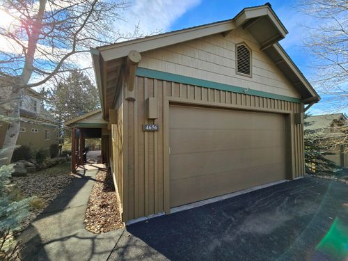 4656 Harrier Dr, Klamath Falls, OR, 97601-8584 | Card Image