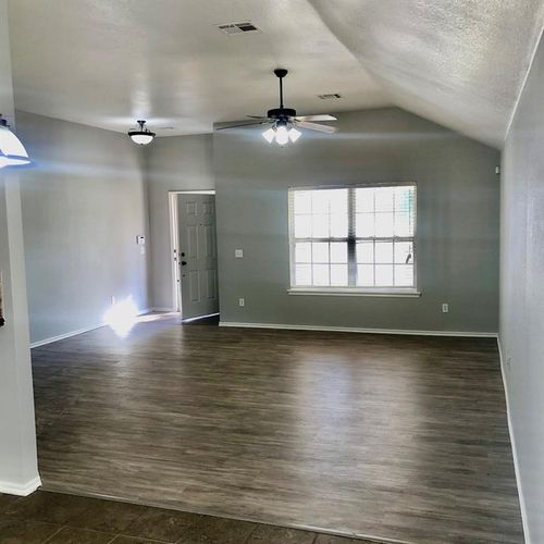 233 Spring Creek Road, Oklahoma City, OK, 73117 | Card Image