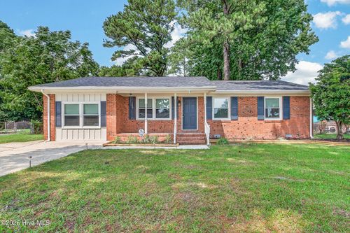 125 Linda Loop, Jacksonville, NC, 28546-7214 | Card Image