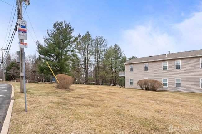9 Lindsey Cir, Townhouse with 1 bedrooms, 1 bathrooms and null parking in Old Bridge NJ | Image 16