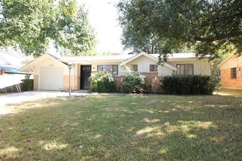 3504 Bahamas Dr, Mesquite, TX, 75150-3221 | Card Image