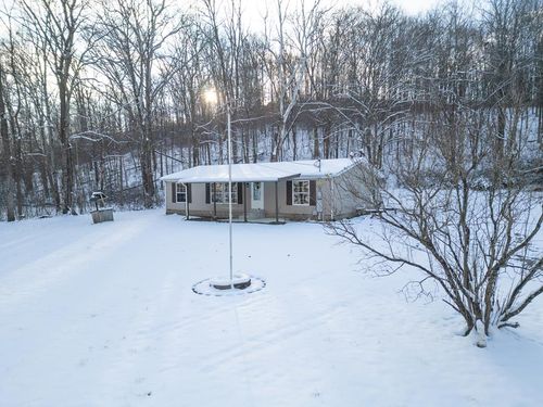 4991 Walnut Creek Rd, Kingston, OH, 45644-9677 | Card Image