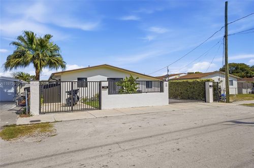 9007 Sw 38th St, Miami, FL, 33165-5338 | Card Image