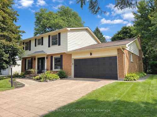 196 Wychwood Pk, London, ON, N6G1R9 | Card Image