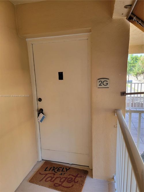 apt-2g-4440 Nw 79th Ave, Doral, FL, 33166-6322 | Card Image