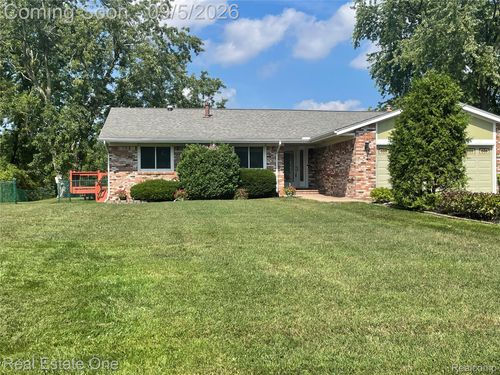 1910 Harwood Dr, Oxford, MI, 48371-4442 | Card Image