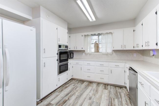 400 N Brazos, House other with 3 bedrooms, 2 bathrooms and null parking in Granger TX | Image 9