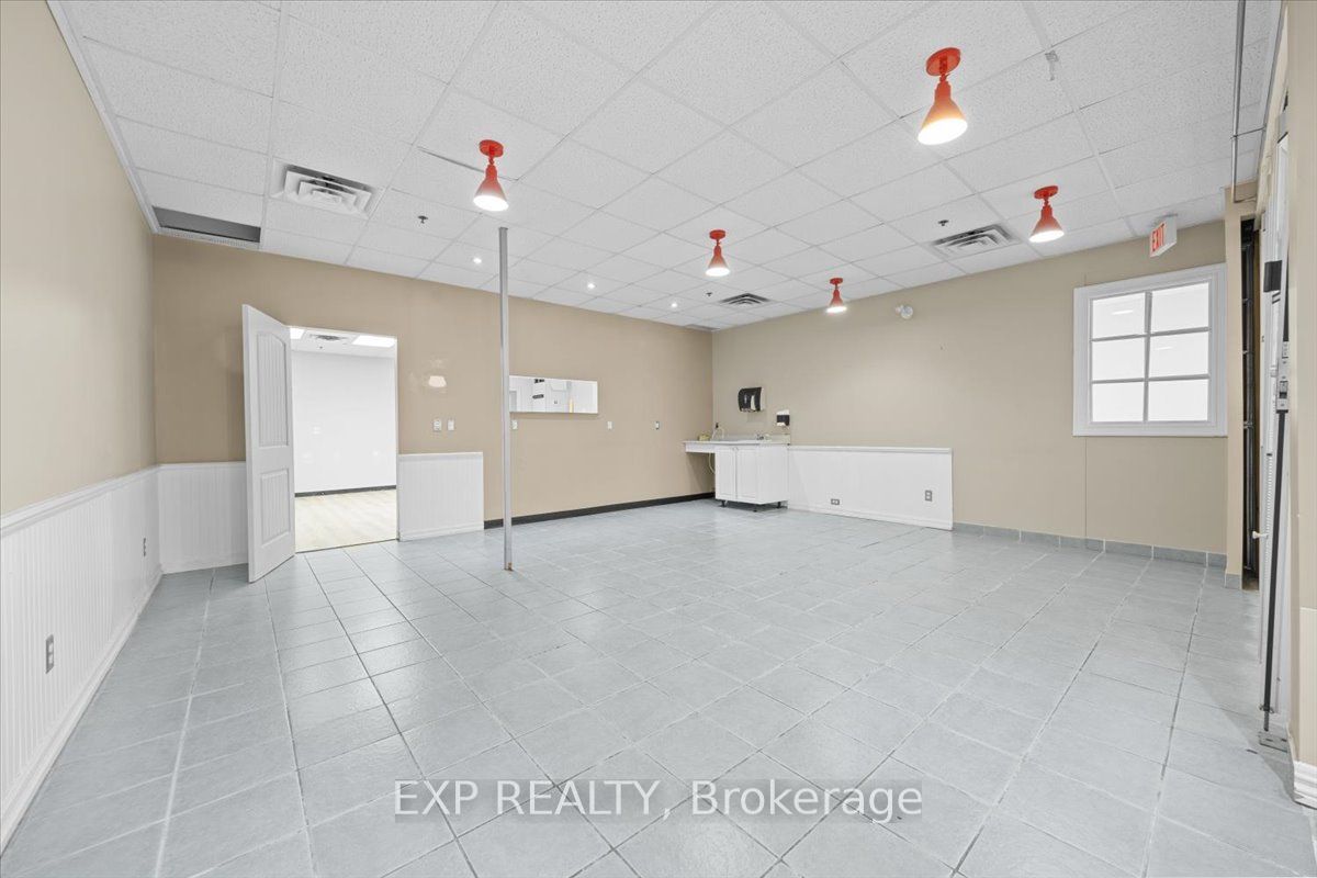 Commercial Lease in Perth 5