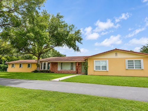 12601 Stirling Rd, Southwest Ranches, FL, 33330-3215 | Card Image