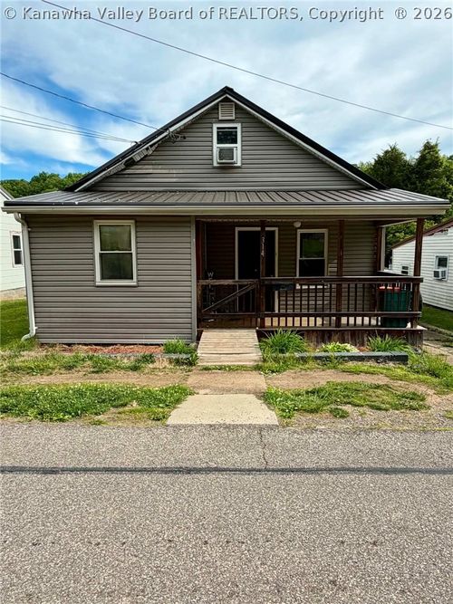 314 3rd Ave, Ripley, WV, 25271-1556 | Card Image