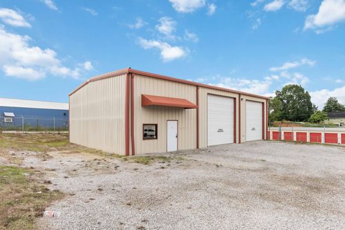 702 Monticello St, Somerset, KY, 42501-2910 | Card Image