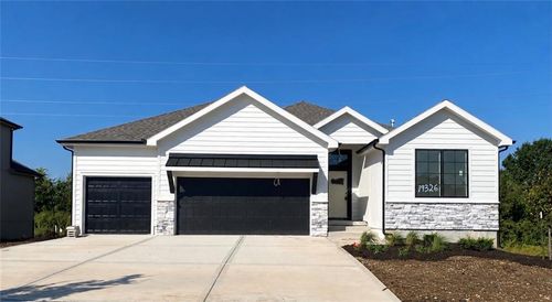 19326 Skyview Ln, Spring Hill, KS, 66083 | Card Image