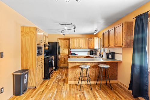 29244 Elk View Dr, Steamboat Springs, CO, 80487-9573 | Card Image