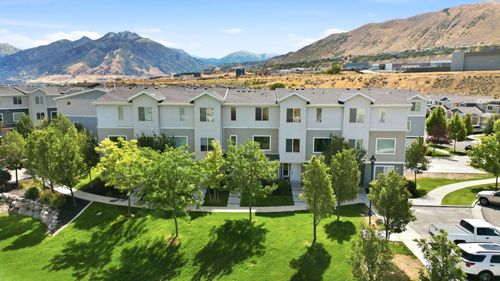 662 W Koins Way, Bluffdale, UT, 84065 | Card Image
