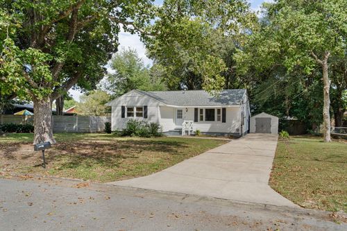 119 Thames Pl Nw, Fort Walton Beach, FL, 32548-4230 | Card Image
