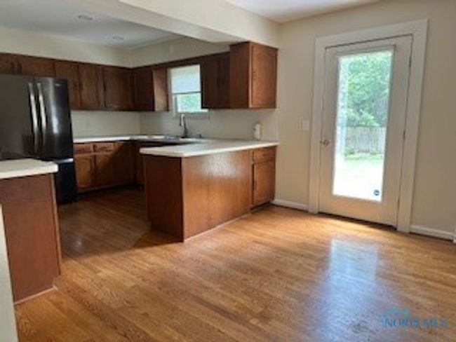 Kitchen | Image 9