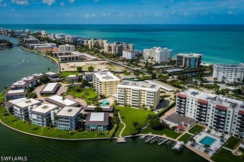 14-3420 Gulf Shore Blvd N, NAPLES, FL, 34103-3624 | Card Image