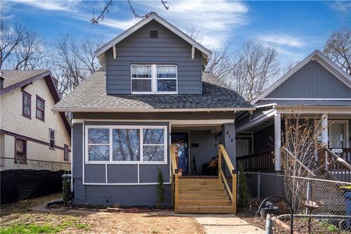 416 Kensington Ave, Kansas City, MO, 64124-2110 | Card Image