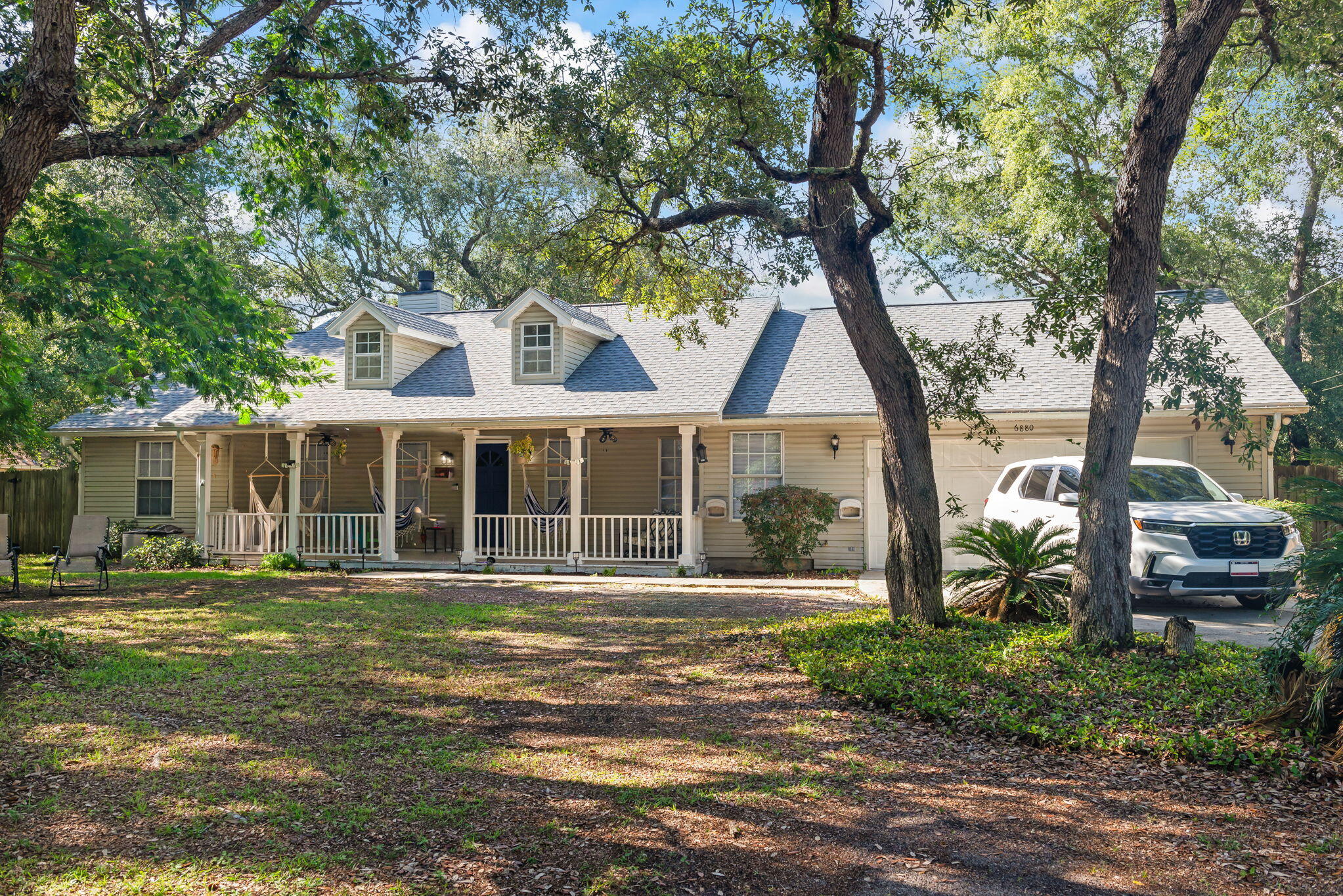 Andalusian Ct, Navarre, FL 32566