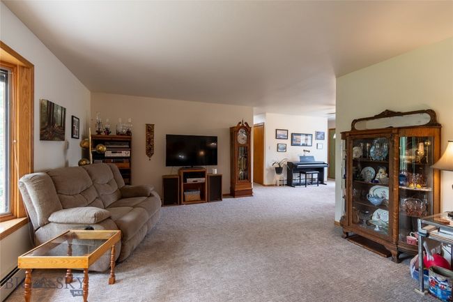 400 E 9 Th Ave, House other with 4 bedrooms, 3 bathrooms and null parking in Big Timber MT | Image 28