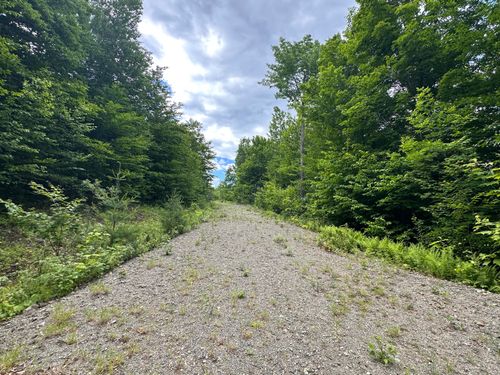 2 Lower Vose Rd, Kingfield, ME, 04947 | Card Image