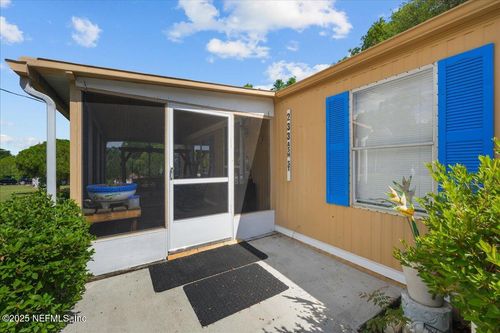 233 Ash St, Hawthorne, FL, 32640-5628 | Card Image