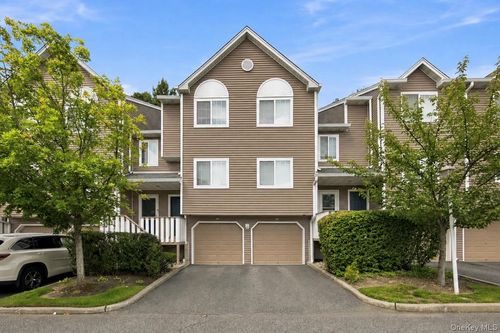60 Eagle Ridge Way, Nanuet, NY, 10954-1014 | Card Image
