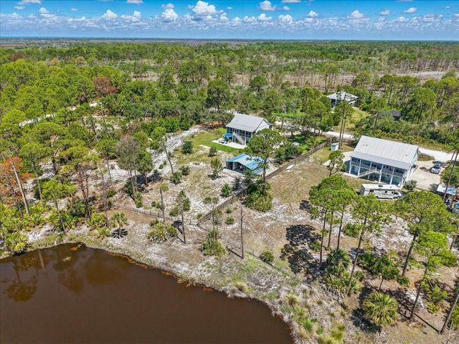 15250 Sw 100 Th Pl, House other with 2 bedrooms, 2 bathrooms and null parking in Cedar Key FL | Image 30