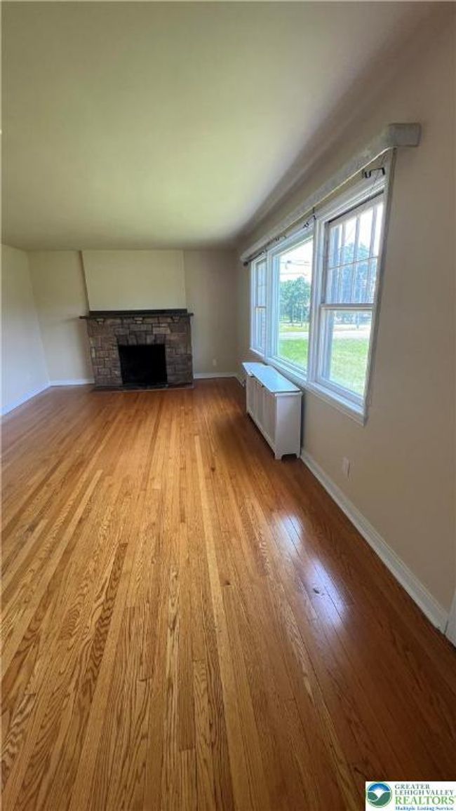 2110 Center St, House other with 3 bedrooms, 2 bathrooms and null parking in BETHLEHEM PA | Image 5