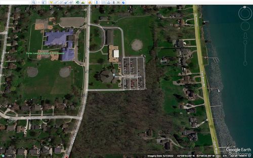 21599 Parke Ln, Grosse Ile, MI, 48138-1339 | Card Image