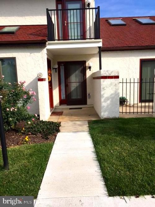 11 Queen Elizabeth Ct, CHESTER, MD, 21619 | Card Image