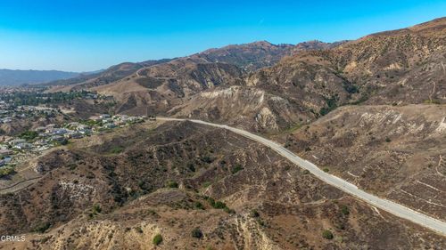 1 Sesnon Blvd, Granada Hills, CA, 91344 | Card Image